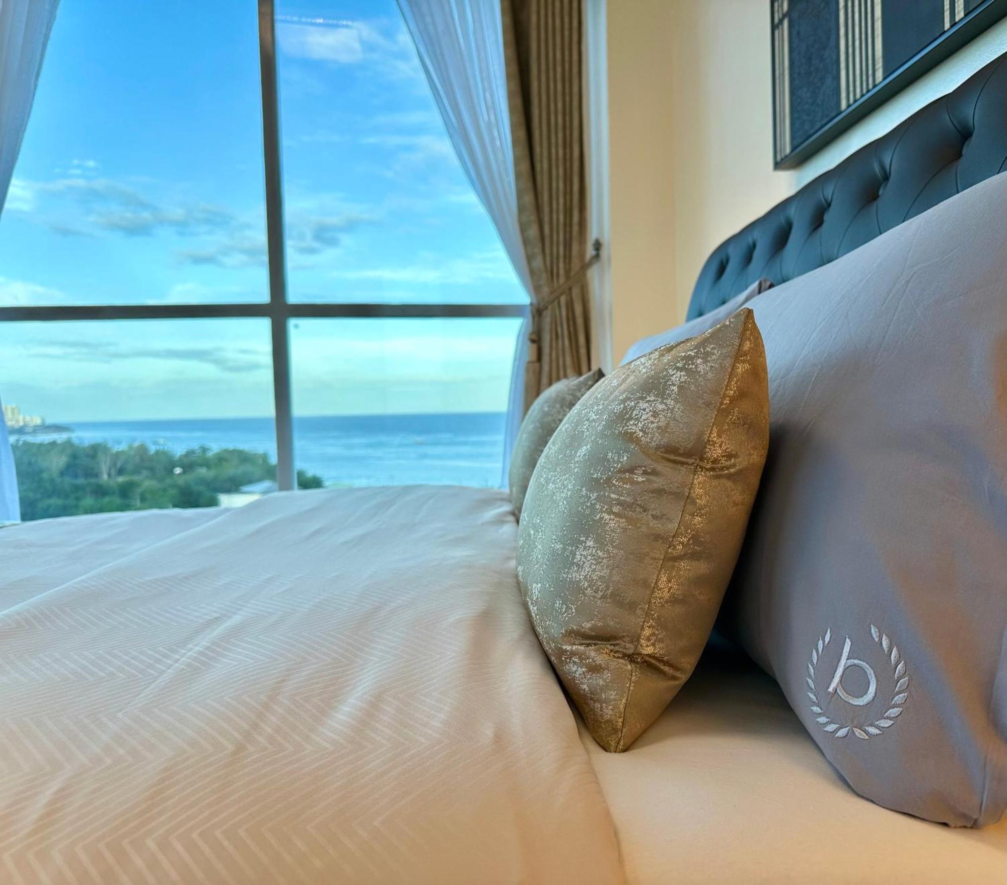 Oceanview Deluxe 1Br Suite La Mirada มักตัน ภายนอก รูปภาพ