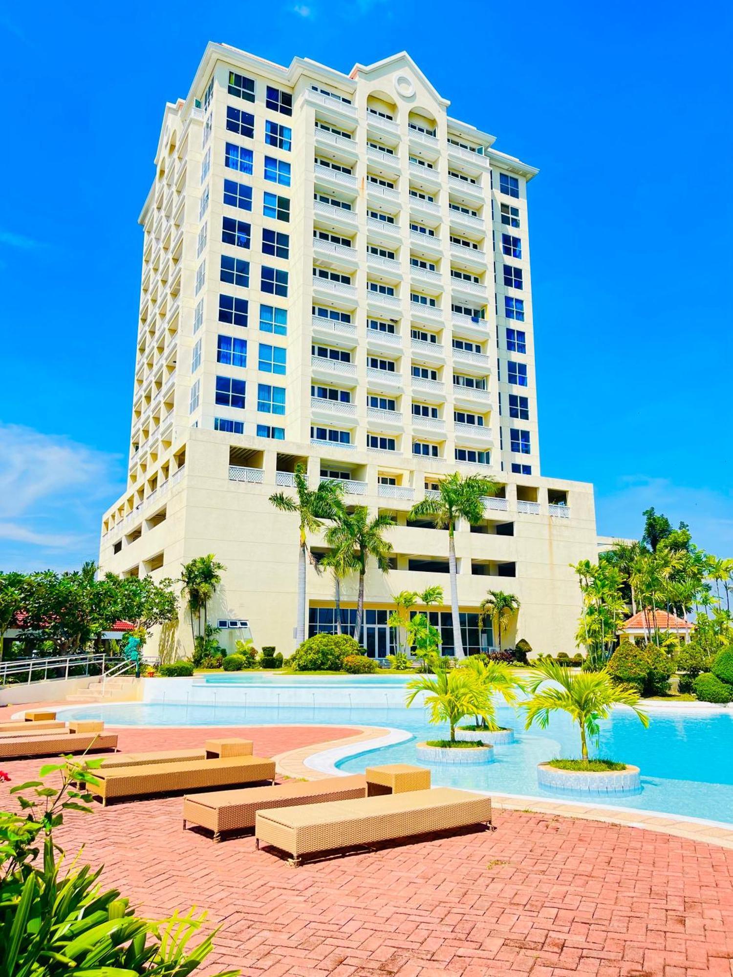 Oceanview Deluxe 1Br Suite La Mirada มักตัน ภายนอก รูปภาพ